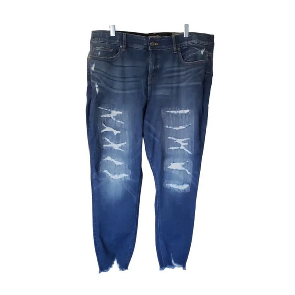 Torrid Women's Bombshell Skinny Premium Stretch High Rise Destructed Jean Sz 22R - Picture 5 of 14